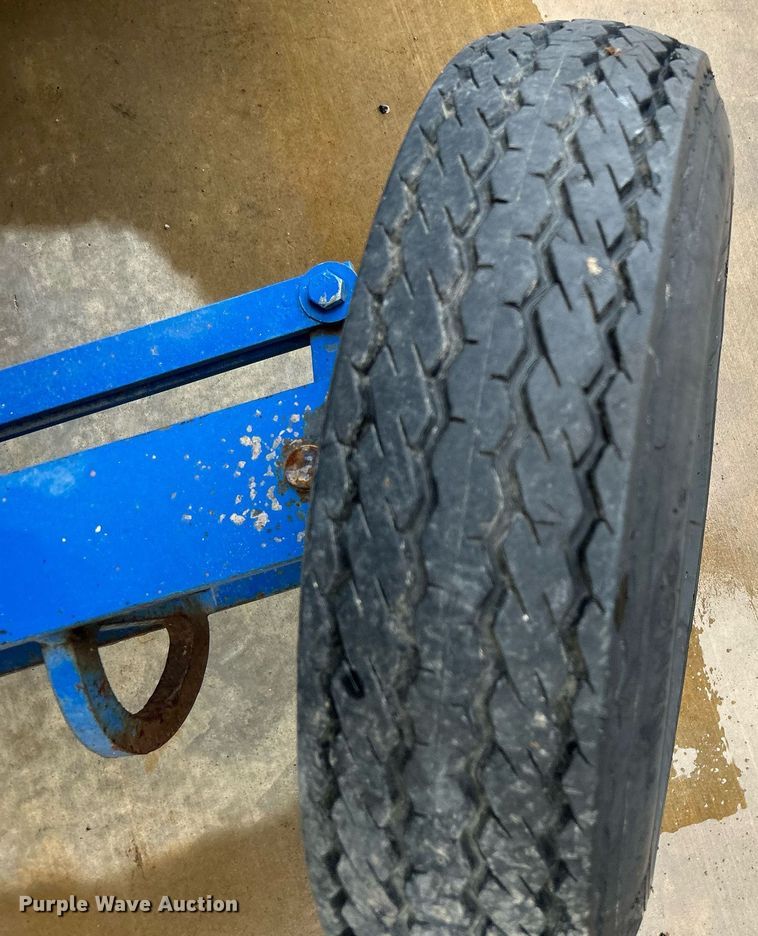 image for item DJ6424 1996 Up Right SL26N  scissor lift