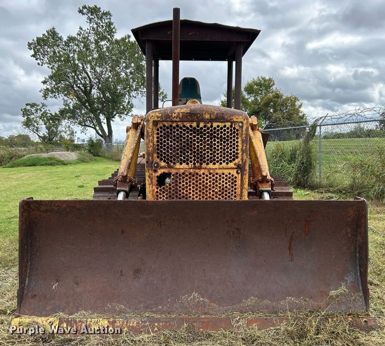 image for item DJ6425 Caterpillar D6  dozer