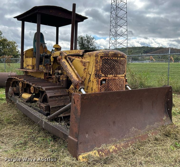 image for item DJ6425 Caterpillar D6  dozer