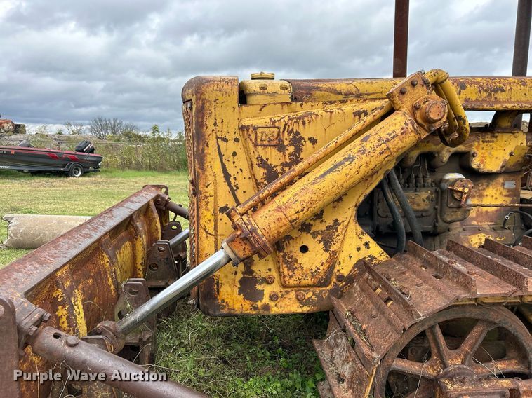 image for item DJ6425 Caterpillar D6  dozer
