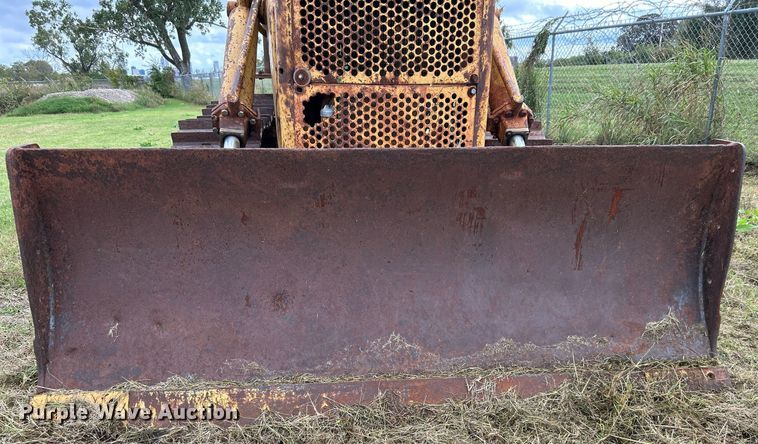 image for item DJ6425 Caterpillar D6  dozer