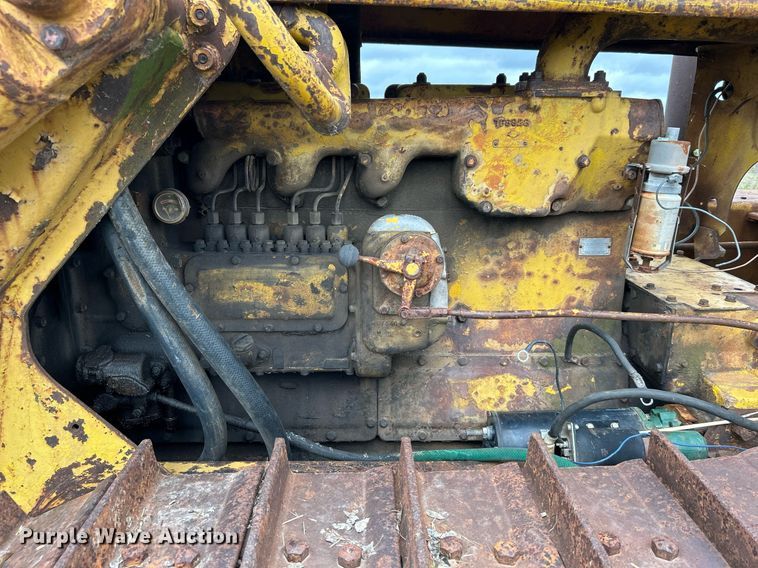 image for item DJ6425 Caterpillar D6  dozer