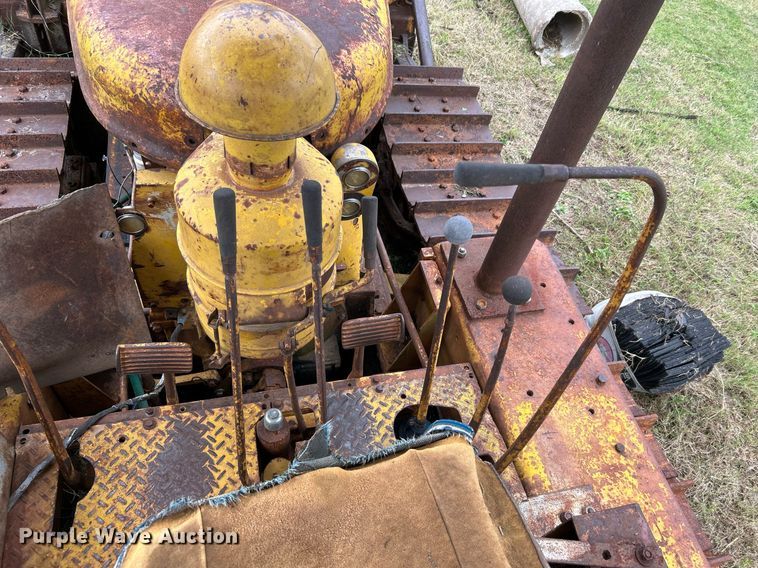 image for item DJ6425 Caterpillar D6  dozer