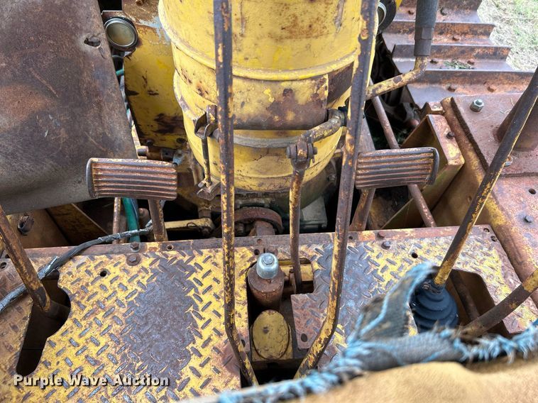 image for item DJ6425 Caterpillar D6  dozer