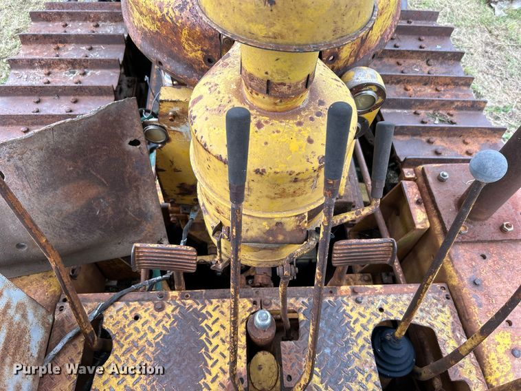 image for item DJ6425 Caterpillar D6  dozer