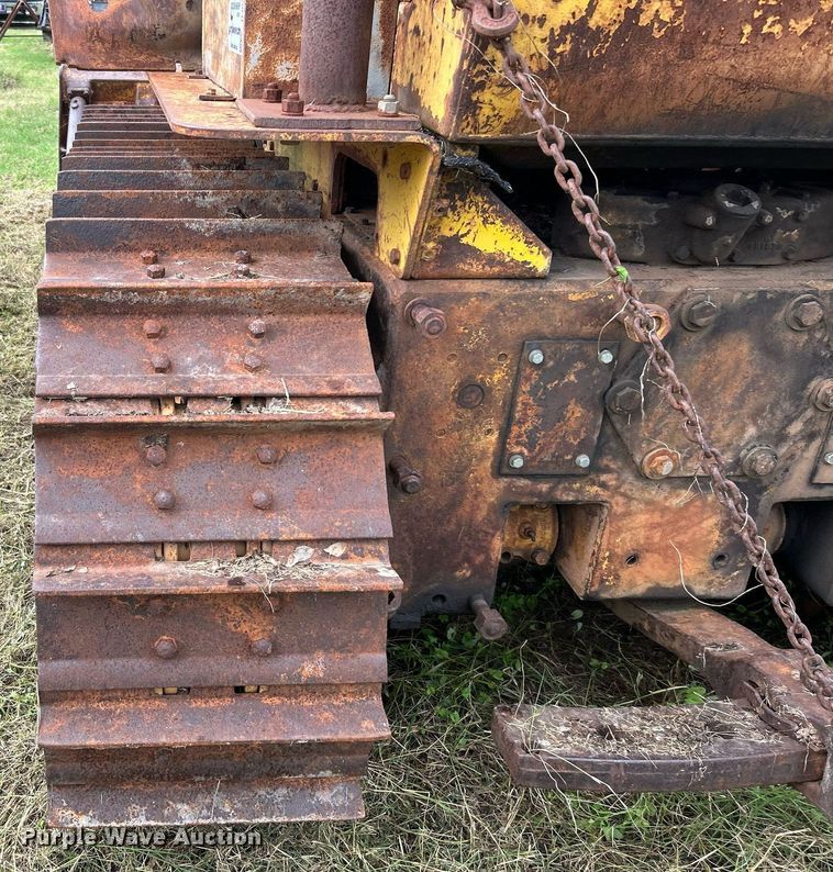 image for item DJ6425 Caterpillar D6  dozer