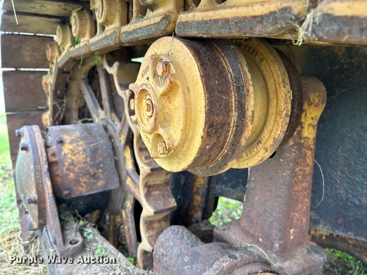 image for item DJ6425 Caterpillar D6  dozer