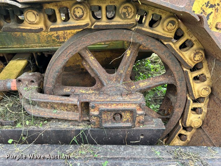 image for item DJ6425 Caterpillar D6  dozer