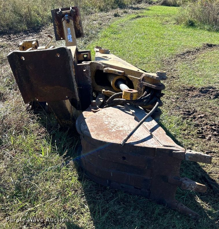 image for item DJ6438 Caterpillar  backhoe attachments