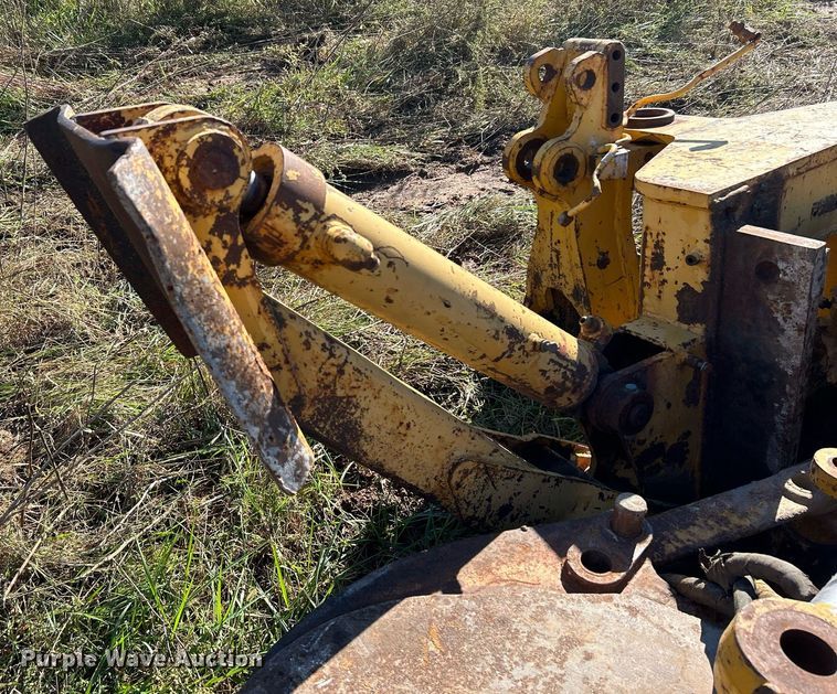 image for item DJ6438 Caterpillar  backhoe attachments