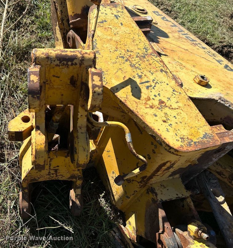 image for item DJ6438 Caterpillar  backhoe attachments