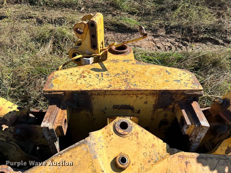 image for item DJ6438 Caterpillar  backhoe attachments