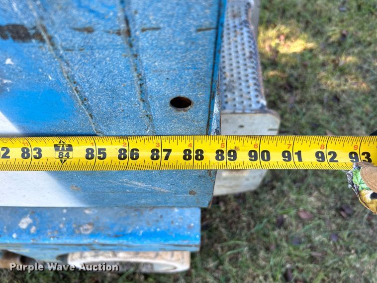 image for item DJ6442 Genie GS-2032  scissor lift