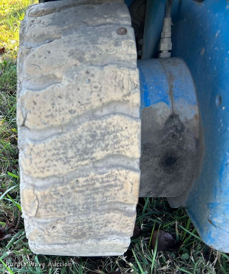 image for item DJ6442 Genie GS-2032  scissor lift