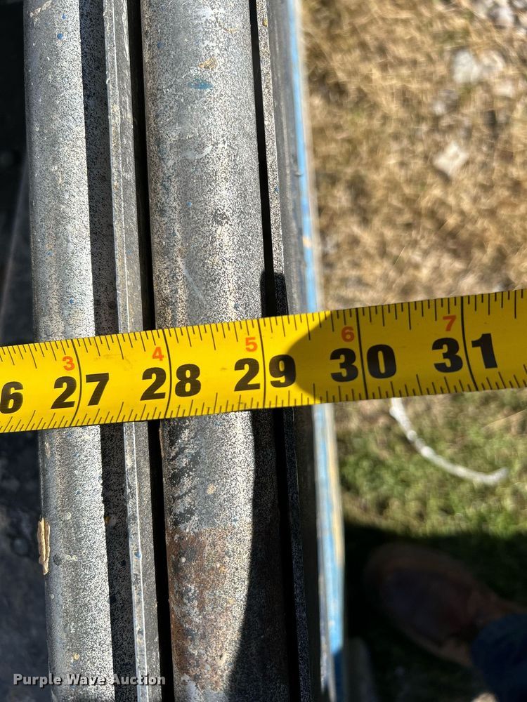 image for item DJ6443 2013 Genie GR-20  vertical lift