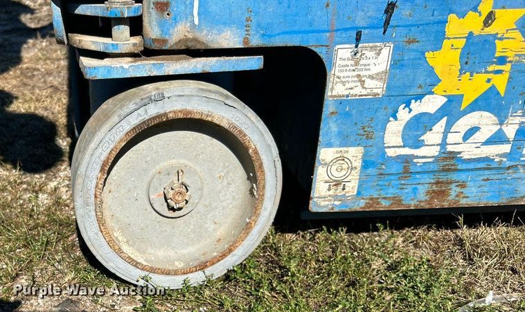 image for item DJ6443 2013 Genie GR-20  vertical lift