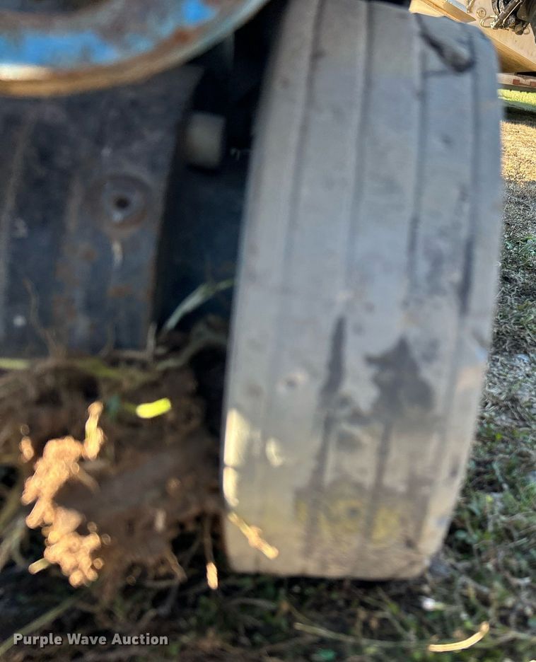 image for item DJ6443 2013 Genie GR-20  vertical lift