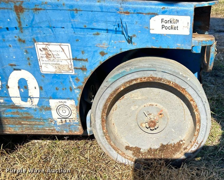 image for item DJ6443 2013 Genie GR-20  vertical lift