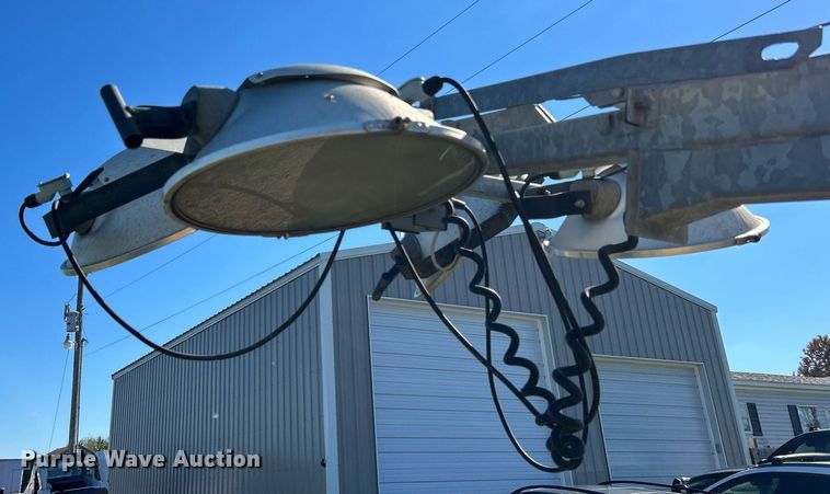 image for item DJ6445 Warren Power Systems WCW204MH  light plant