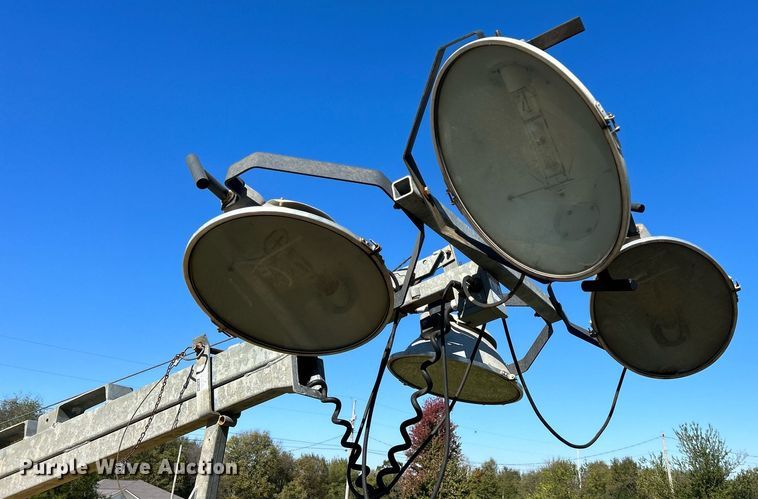 image for item DJ6445 Warren Power Systems WCW204MH  light plant