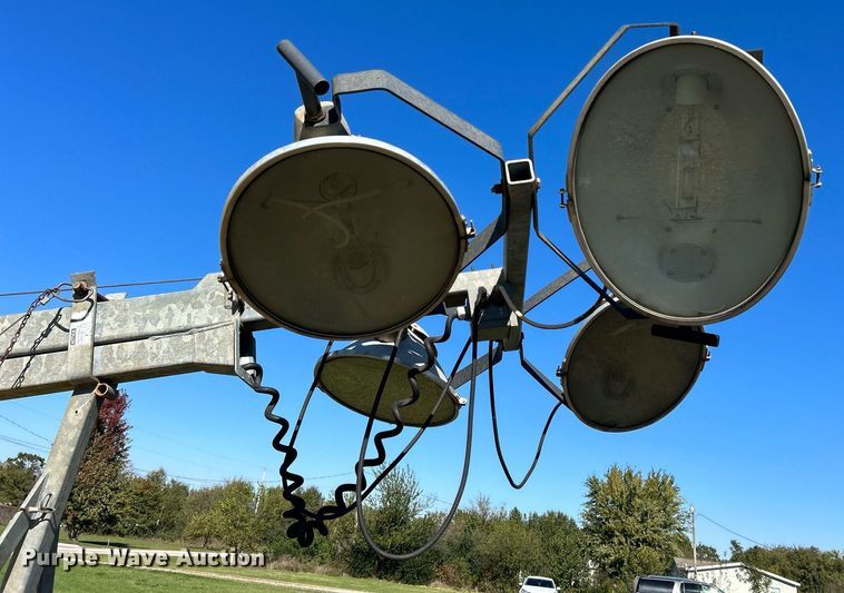 image for item DJ6445 Warren Power Systems WCW204MH  light plant