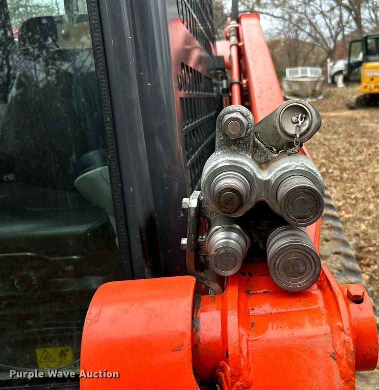 image for item DJ6475 2020 Kubota SVL95-2S  tracked skid steer loader