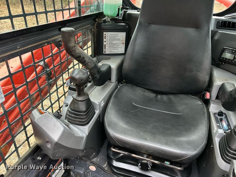 image for item DJ6475 2020 Kubota SVL95-2S  tracked skid steer loader