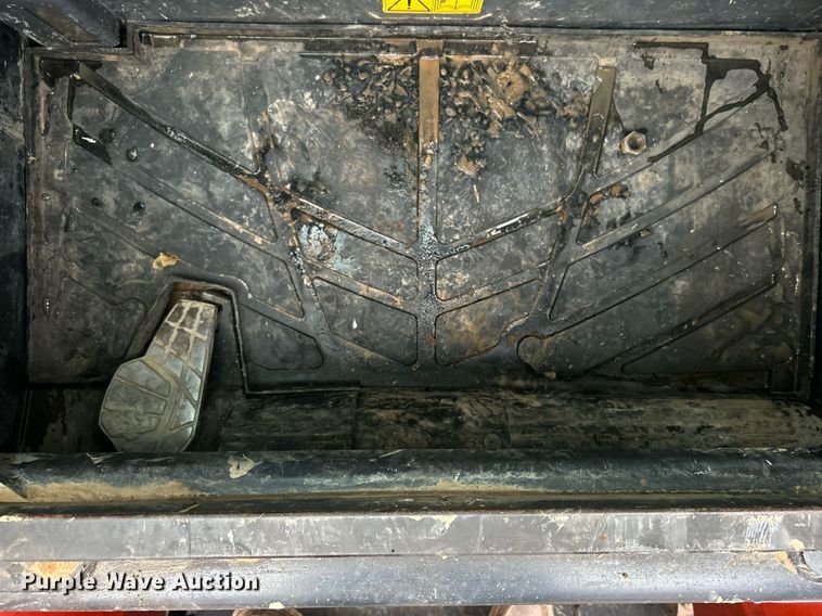 image for item DJ6475 2020 Kubota SVL95-2S  tracked skid steer loader