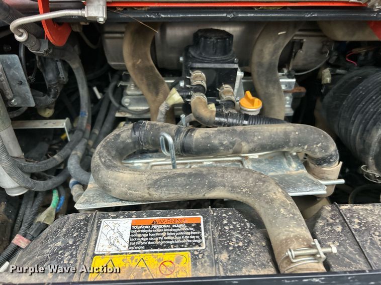 image for item DJ6475 2020 Kubota SVL95-2S  tracked skid steer loader