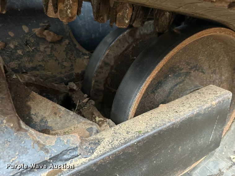 image for item DJ6475 2020 Kubota SVL95-2S  tracked skid steer loader