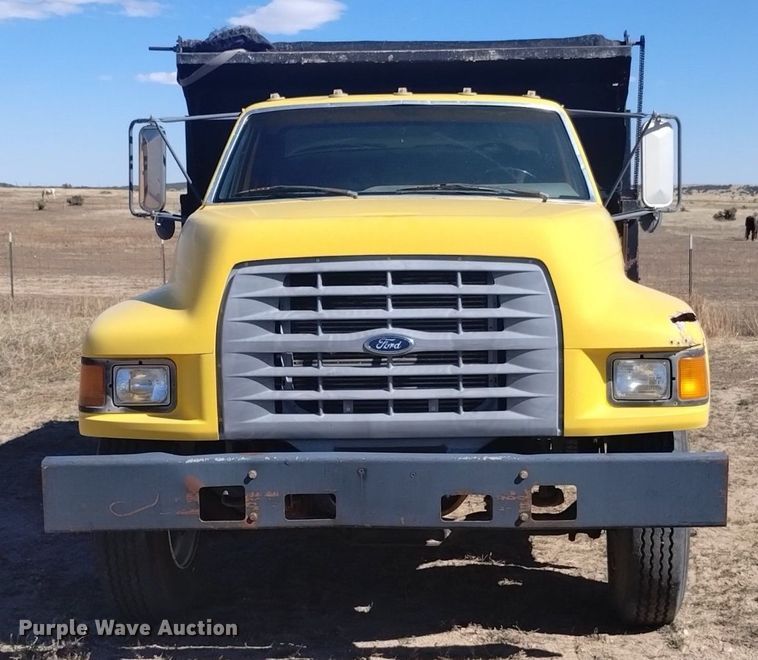 image for item DK8851 1998 Ford F800  dump truck
