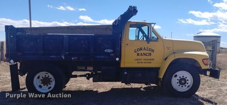 image for item DK8851 1998 Ford F800  dump truck