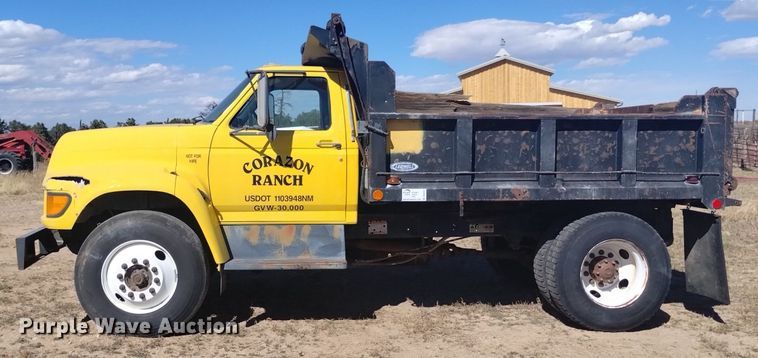 image for item DK8851 1998 Ford F800  dump truck