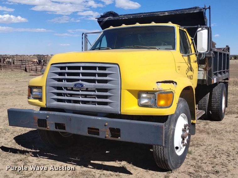 image for item DK8851 1998 Ford F800  dump truck