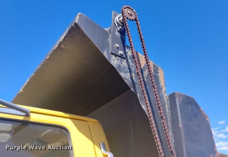 image for item DK8851 1998 Ford F800  dump truck