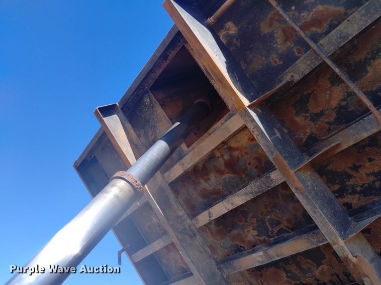 image for item DK8851 1998 Ford F800  dump truck