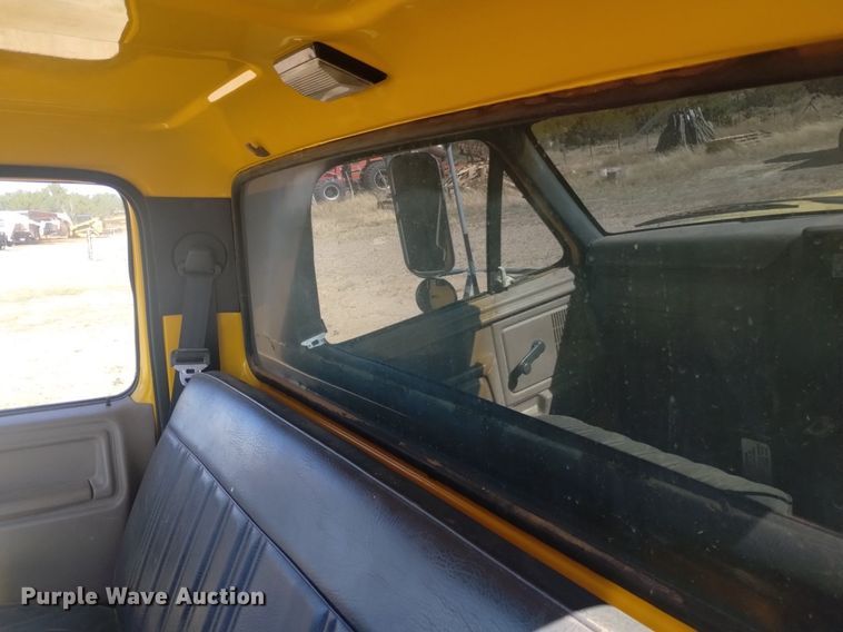 image for item DK8851 1998 Ford F800  dump truck