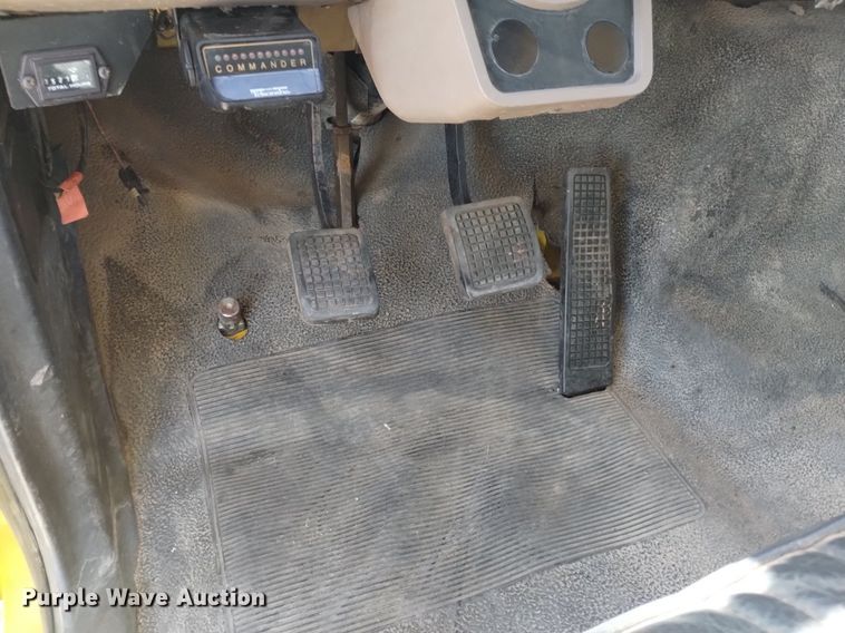 image for item DK8851 1998 Ford F800  dump truck