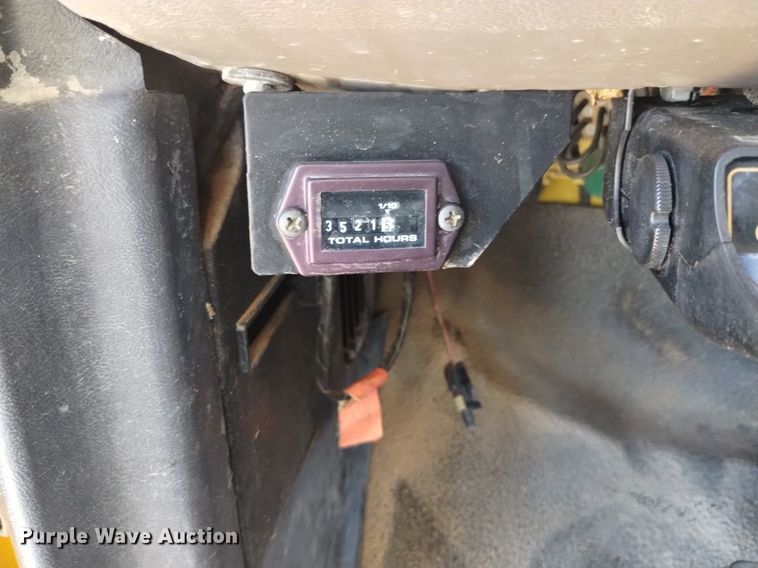 image for item DK8851 1998 Ford F800  dump truck