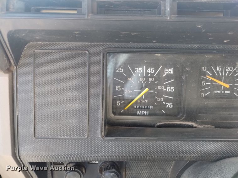 image for item DK8851 1998 Ford F800  dump truck