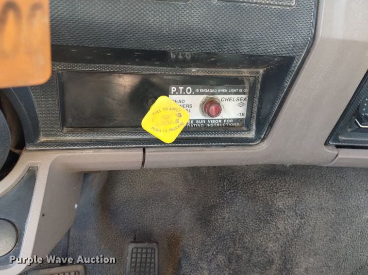 image for item DK8851 1998 Ford F800  dump truck