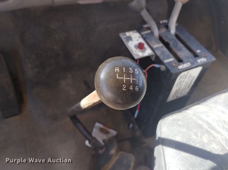 image for item DK8851 1998 Ford F800  dump truck