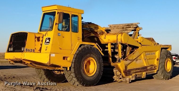 image for item DK8874 1991 John Deere 862B  elevating scraper