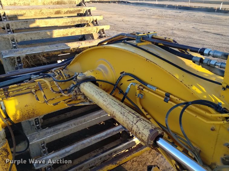 image for item DK8874 1991 John Deere 862B  elevating scraper