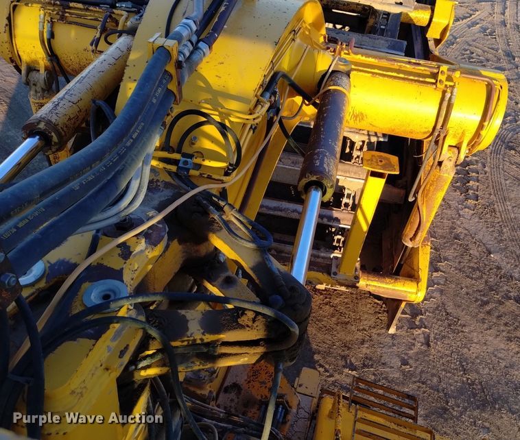 image for item DK8874 1991 John Deere 862B  elevating scraper