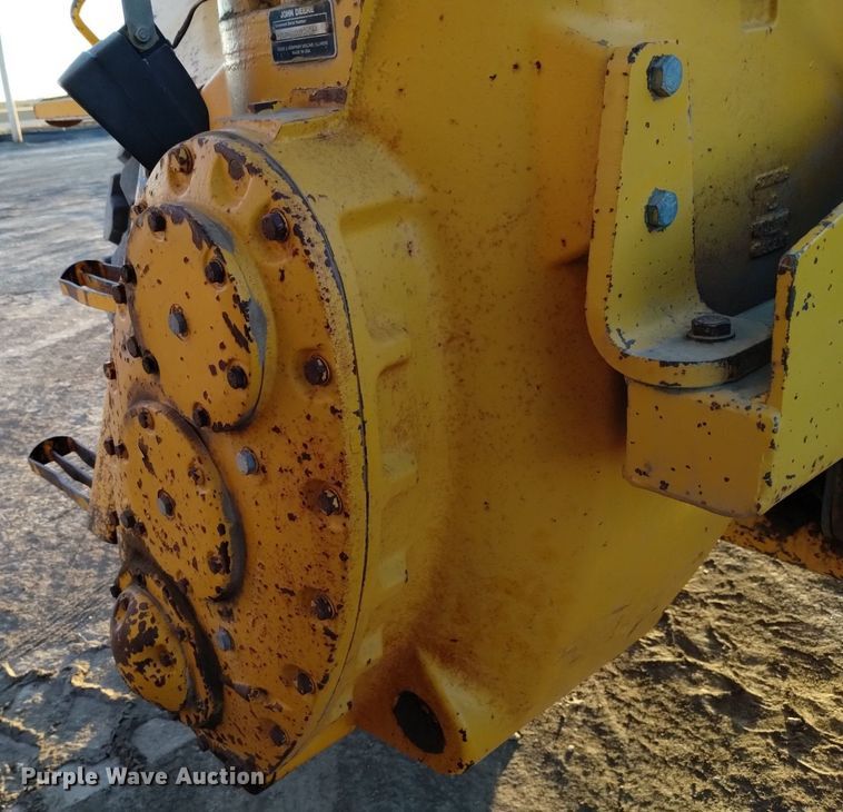 image for item DK8874 1991 John Deere 862B  elevating scraper