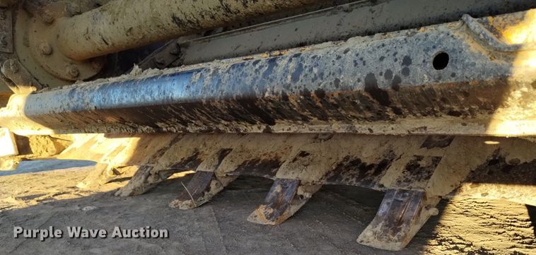 image for item DK8874 1991 John Deere 862B  elevating scraper