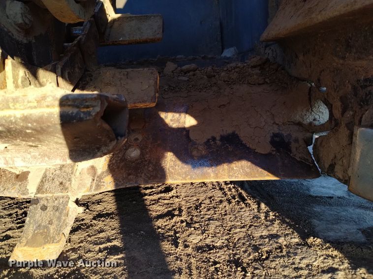 image for item DK8874 1991 John Deere 862B  elevating scraper