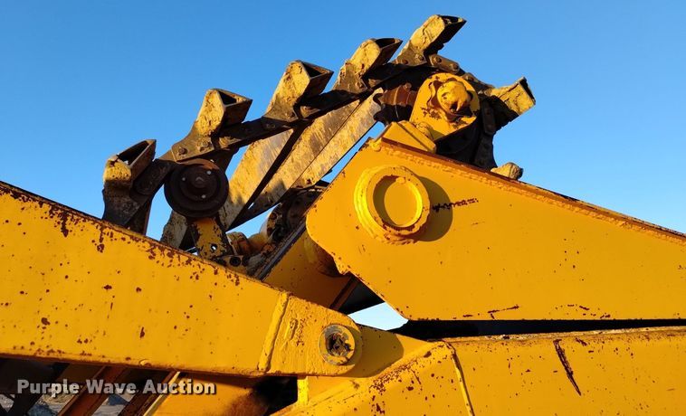 image for item DK8874 1991 John Deere 862B  elevating scraper