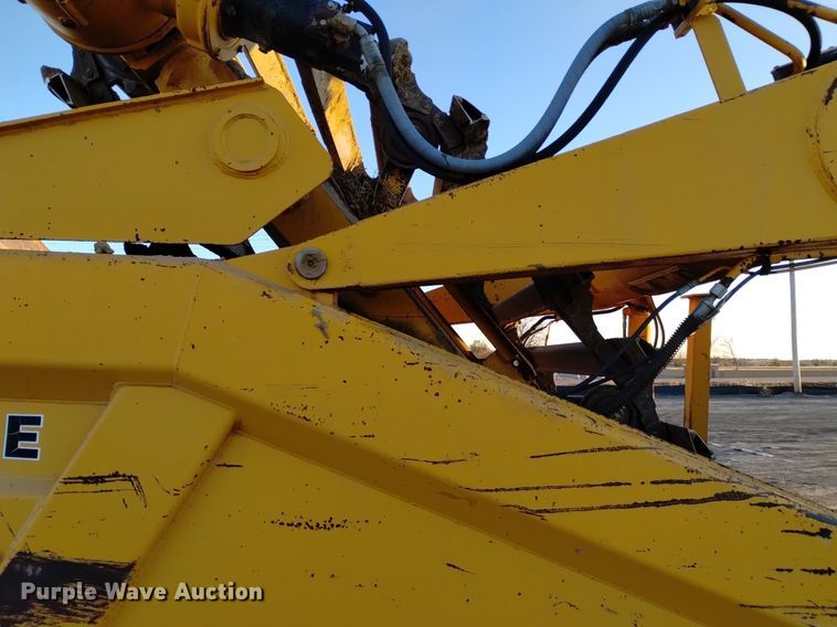 image for item DK8874 1991 John Deere 862B  elevating scraper